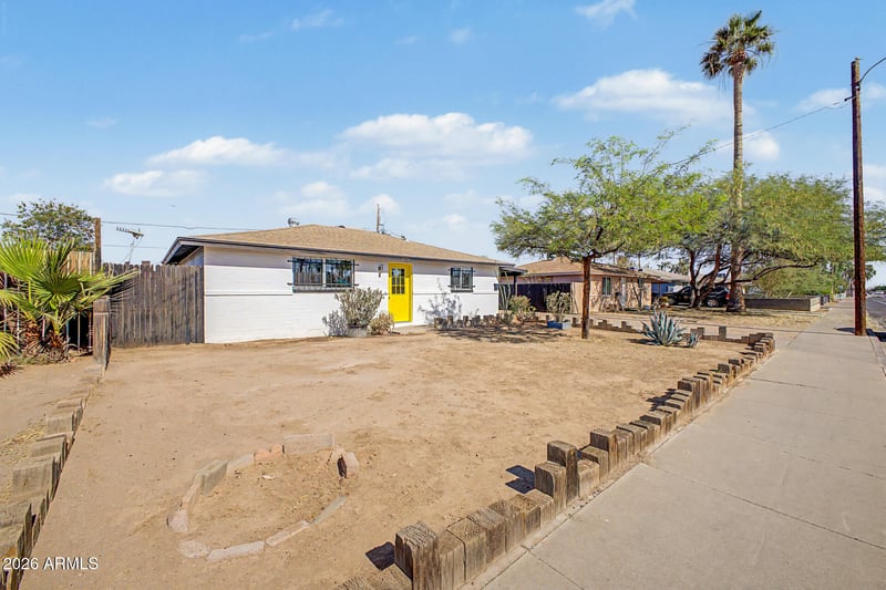 1351 N 39th Ave, Phoenix, AZ 85009