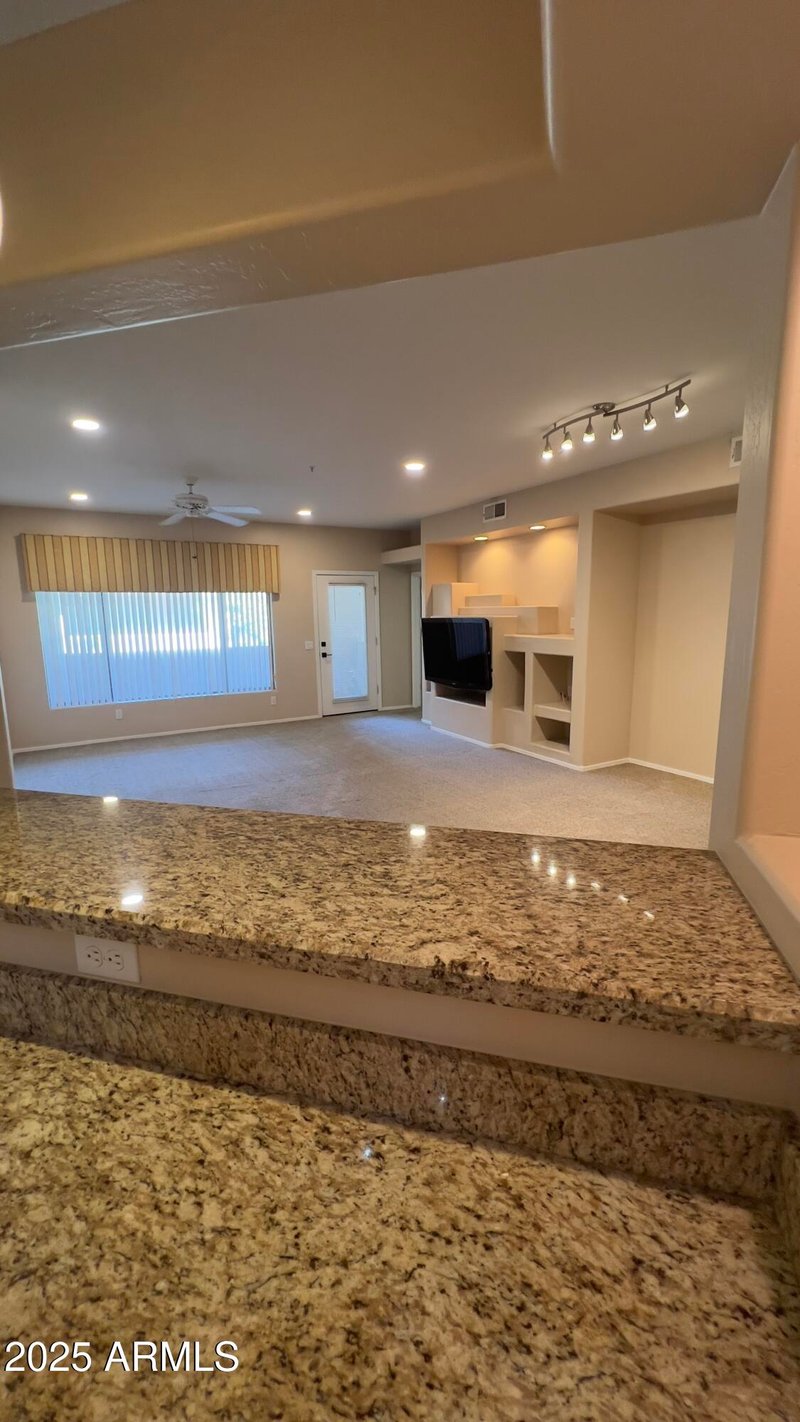 1351 Pleasant Dr #2115, Chandler, AZ 85225