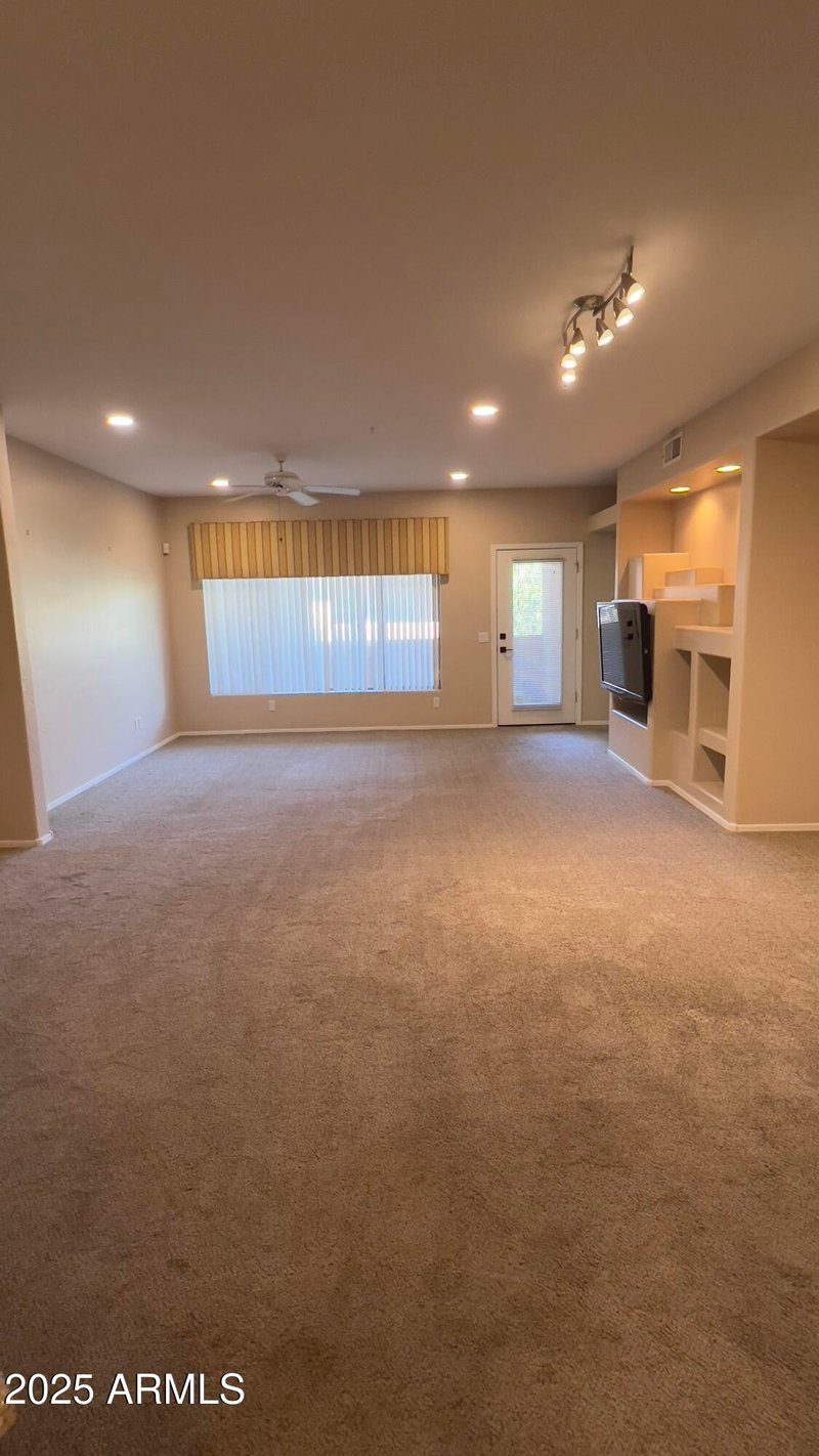 1351 Pleasant Dr #2115, Chandler, AZ 85225