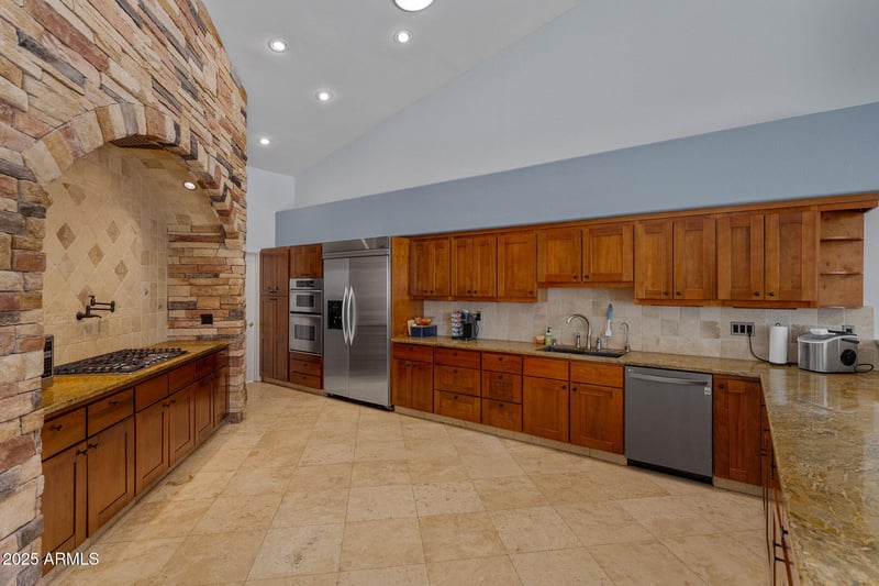 13511 Fairway Loop, Goodyear, AZ 85395