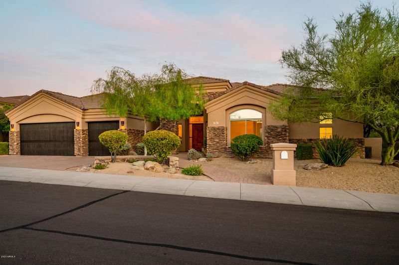 13513 E Cannon Dr, Scottsdale, AZ 85259