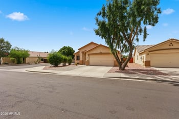 13517 Young St, Surprise, AZ 85374