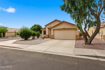 13517 Young St, Surprise, AZ 85374