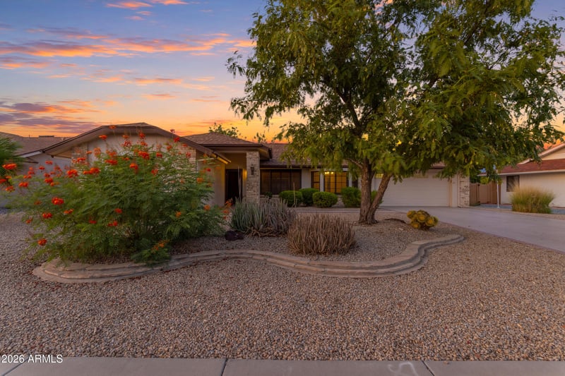 13518 W Gable Hill Dr, Sun City West, AZ 85375