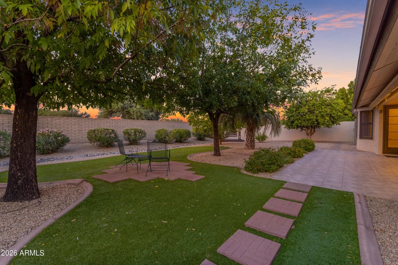 13518 Gable Hill Dr, Sun City West, AZ 85375