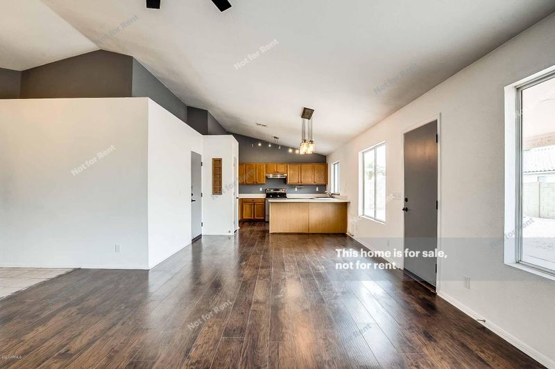 13519 E Chicago St, Chandler, AZ 85225