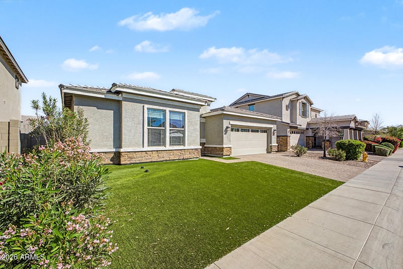 1352 Gemini Pl, Chandler, AZ 85249