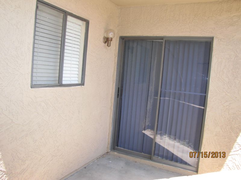 1352 E Highland Ave #110, Phoenix, AZ 85014