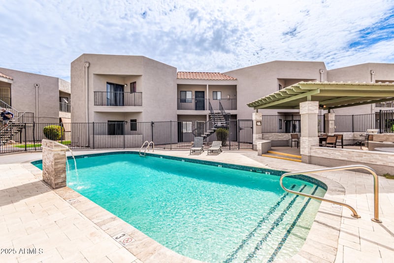1352 Highland Ave #117, Phoenix, AZ 85014