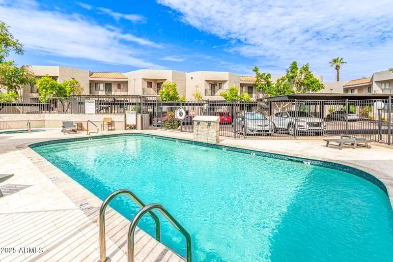 1352 Highland Ave #117, Phoenix, AZ 85014