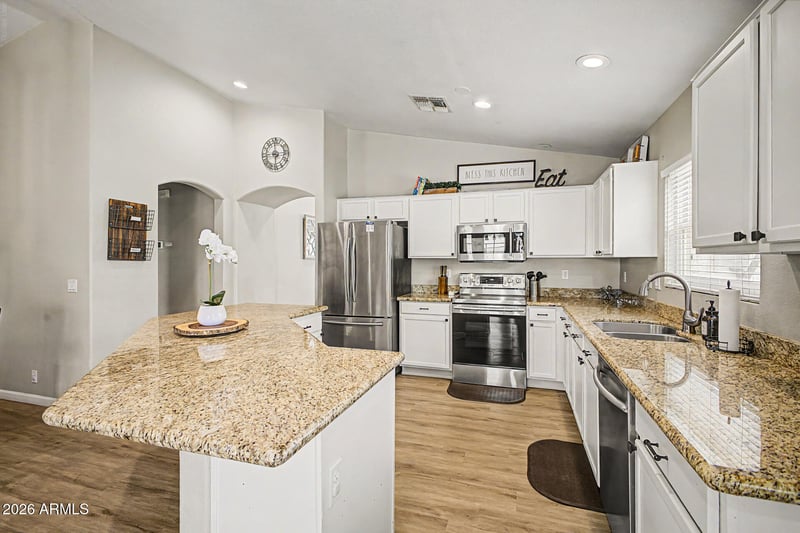 1352 Portland Ave, Gilbert, AZ 85296