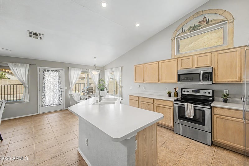 1352 W Sparrow Dr, Chandler, AZ 85286