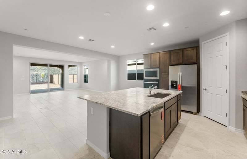 13524 Copperleaf Ln, Peoria, AZ 85383