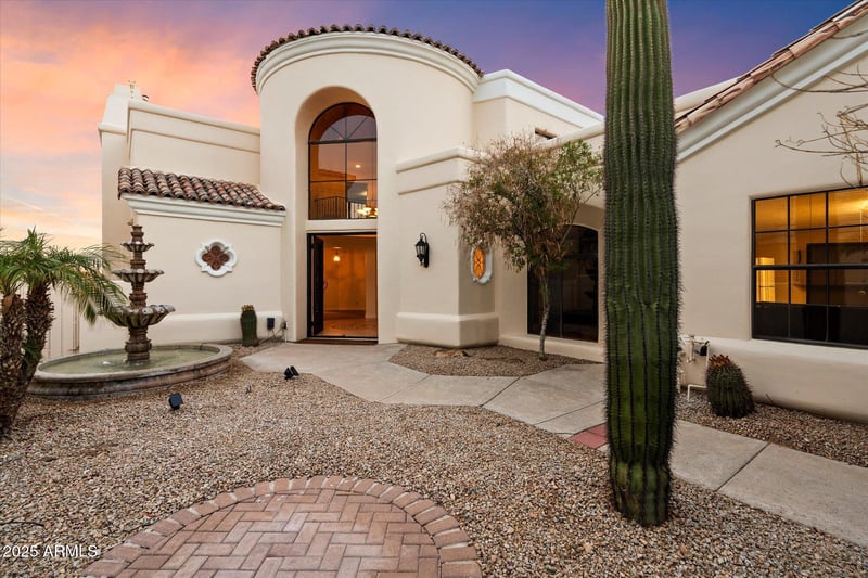 13527 Charter Oak Dr, Scottsdale, AZ 85259