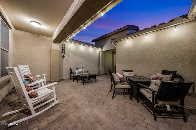 13532 Sierra Vista Dr, Glendale, AZ 85307