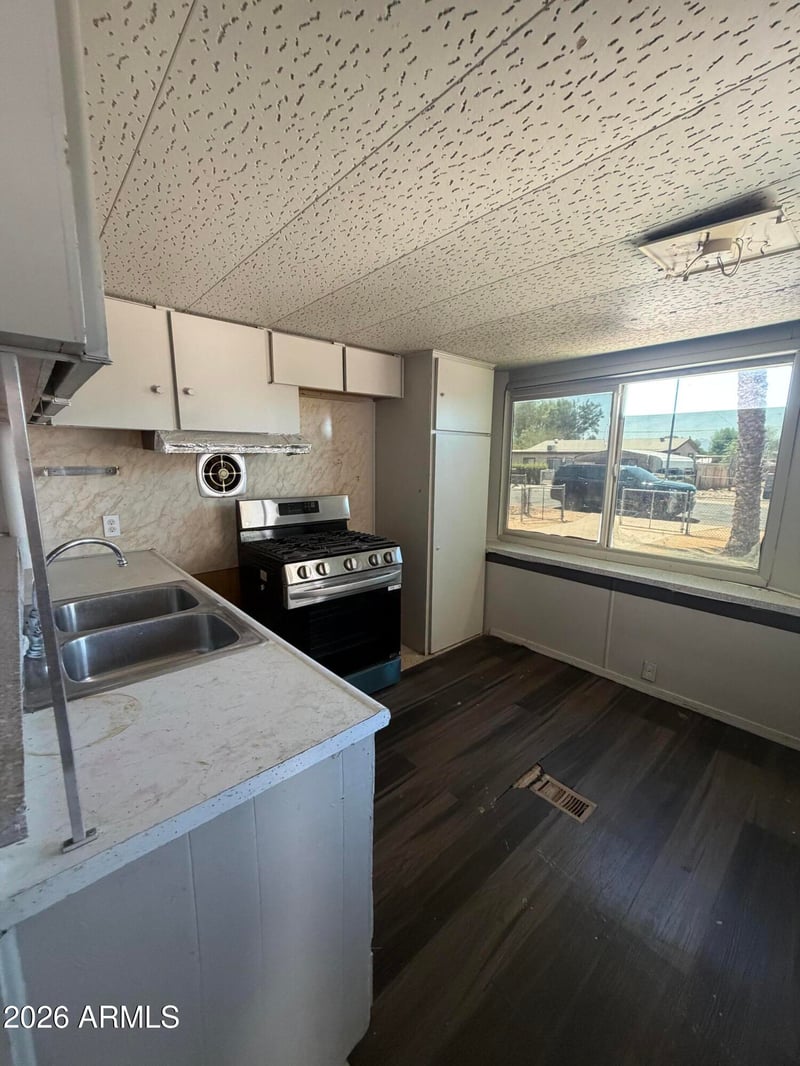 13542 Maryland Ave, Litchfield Park, AZ 85340