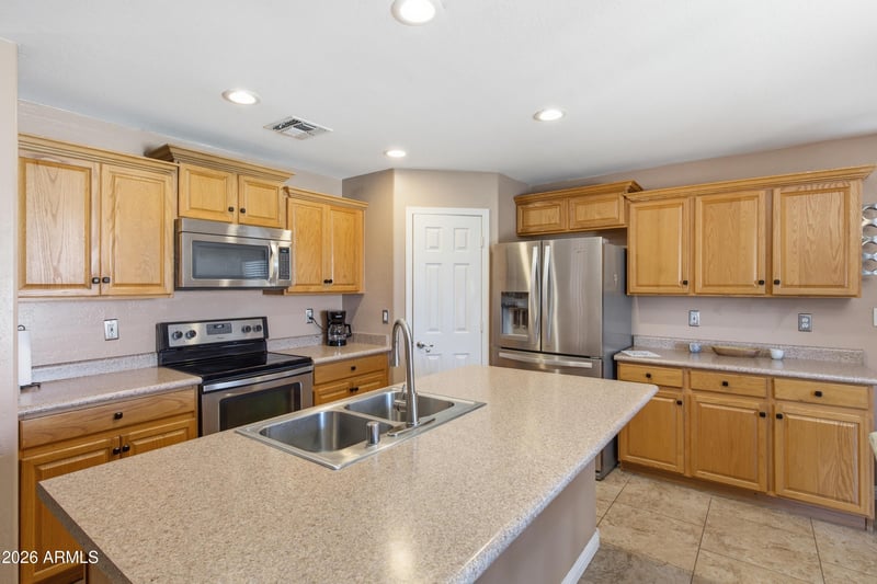 13544 Solano Dr, Litchfield Park, AZ 85340