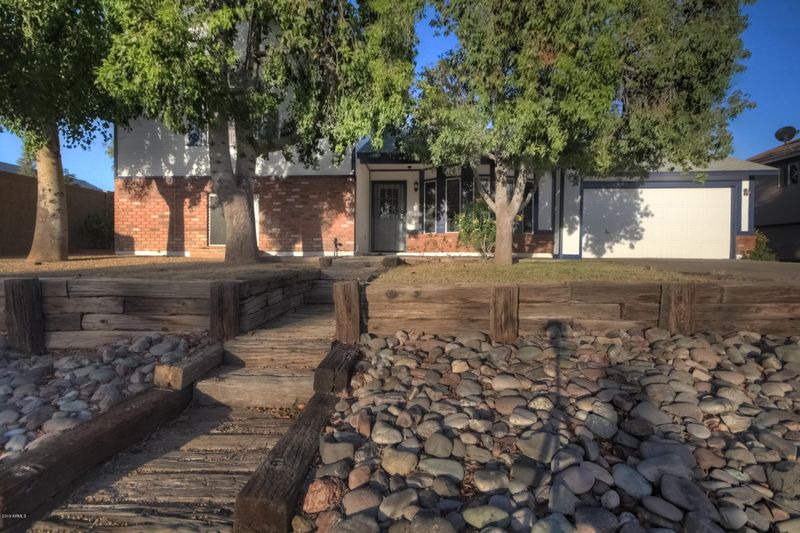1355 N 64th St, Mesa, AZ 85205