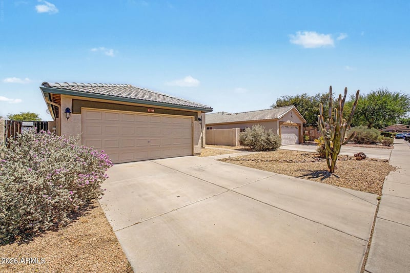 13558 W Saguaro Ln, Surprise, AZ 85374