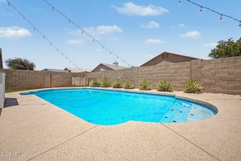 13558 W Saguaro Ln, Surprise, AZ 85374