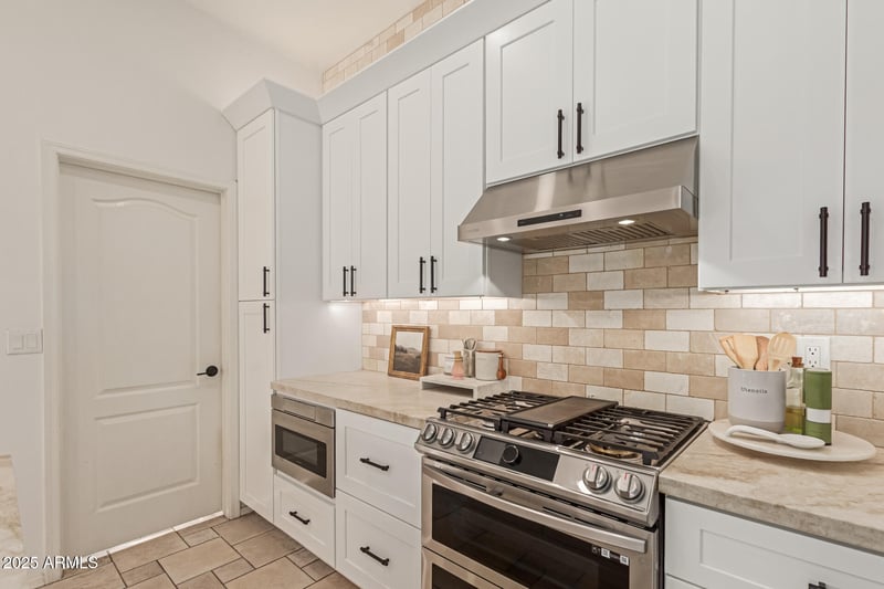 1356 Deer Creek Rd, Phoenix, AZ 85045