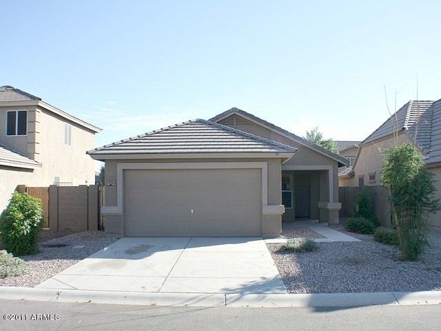 1356 E Stardust Way, San Tan Valley, AZ 85143