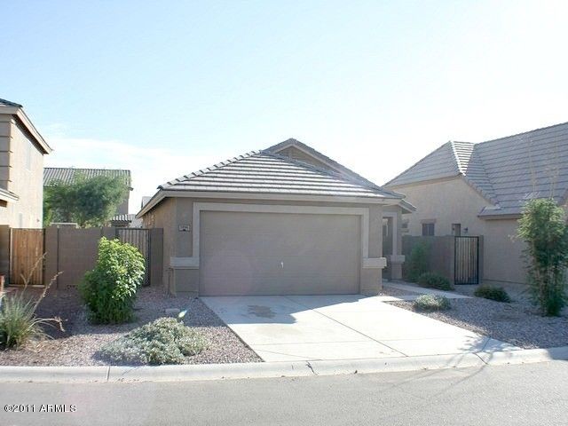 1356 E Stardust Way, San Tan Valley, AZ 85143