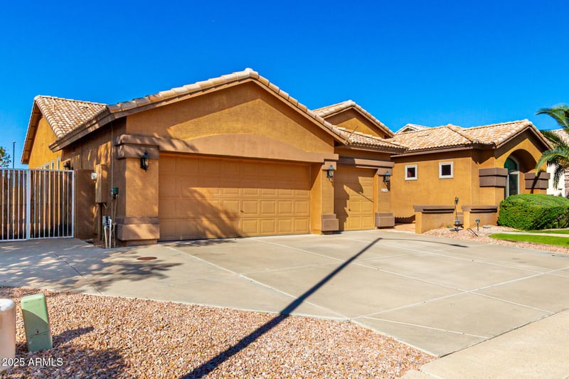 1356 Bernard --, Mesa, AZ 85207