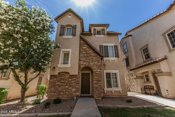 1356 Sabino Dr, Gilbert, AZ 85296