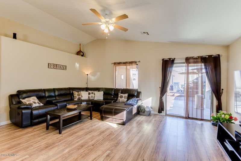 1356 W Mesquite Ave, Apache Junction, AZ 85120