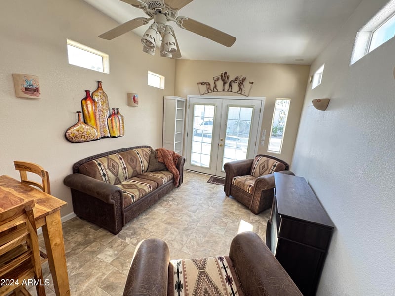 1357 Kiowa Cir #357, Apache Junction, AZ 85120