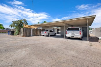 1357 Garden Cir, Mesa, AZ 85201