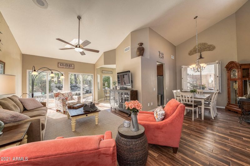 1357 W Meadow Green Ln, Gilbert, AZ 85233