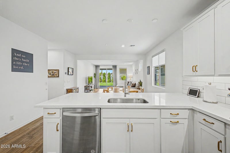 13578 W Shifting Sands Dr, Peoria, AZ 85383