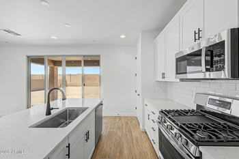 13584 W Mayberry Trl, Peoria, AZ 85383