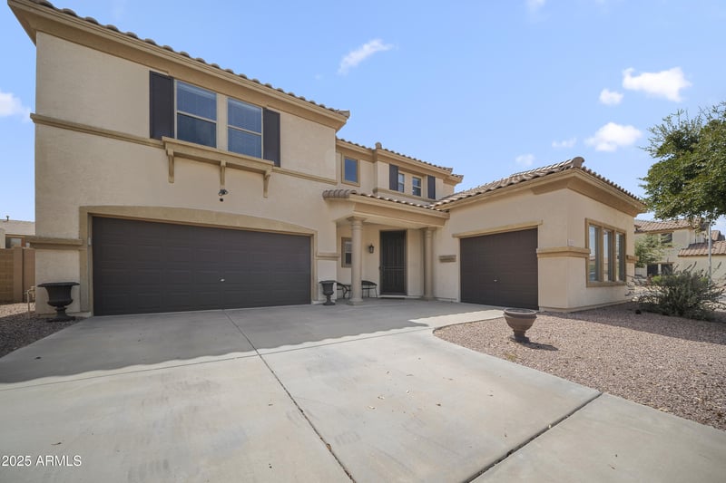 13593 Ventura St, Surprise, AZ 85379