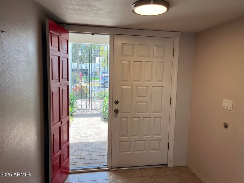 136 Boca Raton Rd, Phoenix, AZ 85022