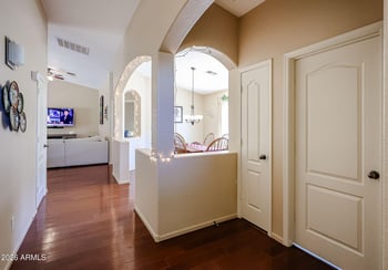 136 W Dexter Way, San Tan Valley, AZ 85143