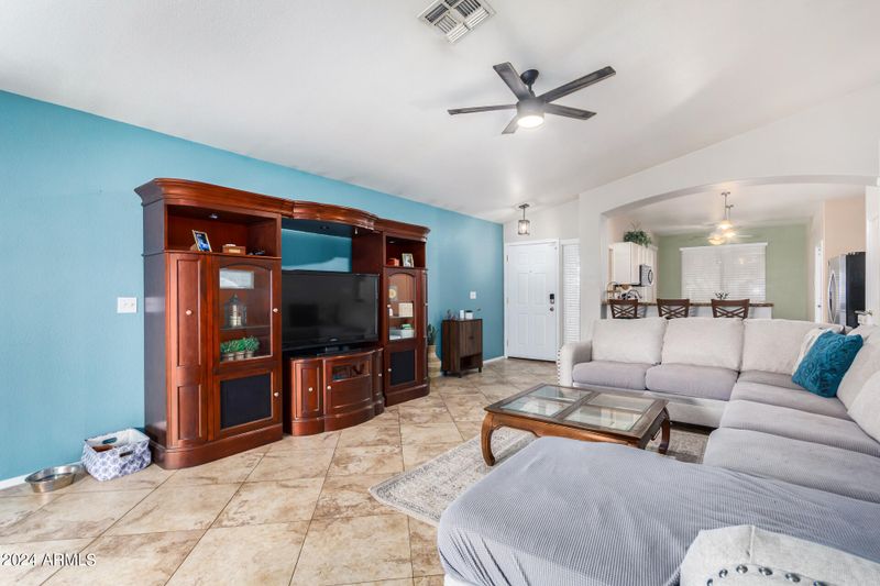 136 W Dublin St, Gilbert, AZ 85233