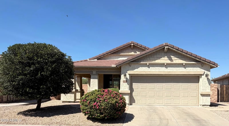 136 Latigo Cir, San Tan Valley, AZ 85143