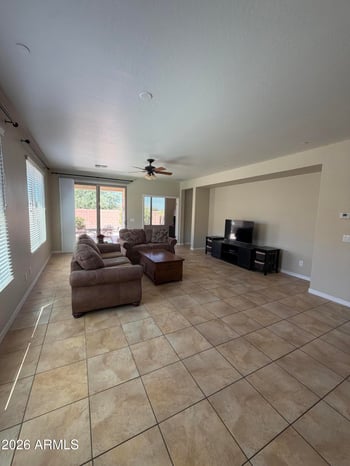 136 Latigo Cir, San Tan Valley, AZ 85143