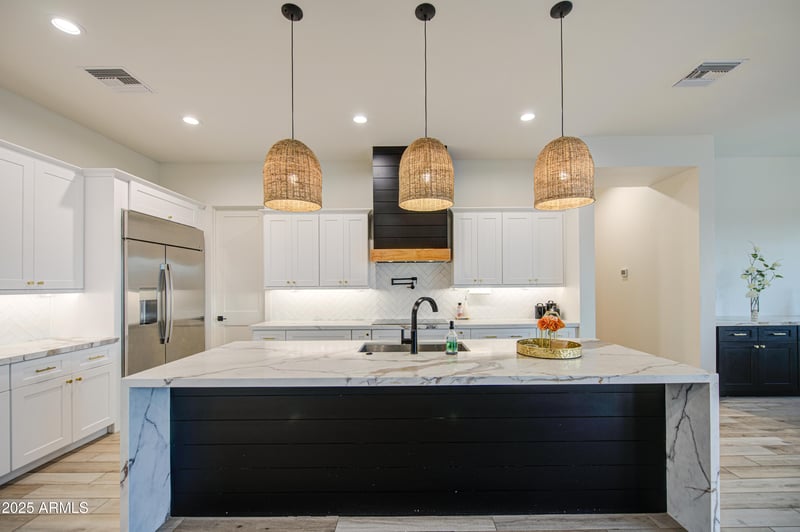 1360 Catherine Ln, San Tan Valley, AZ 85144