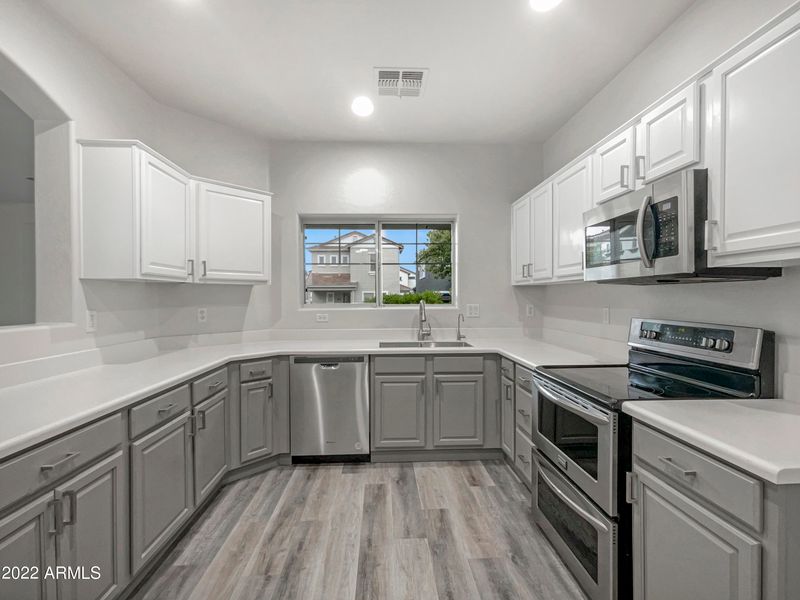 1360 S Banning St, Gilbert, AZ 85296