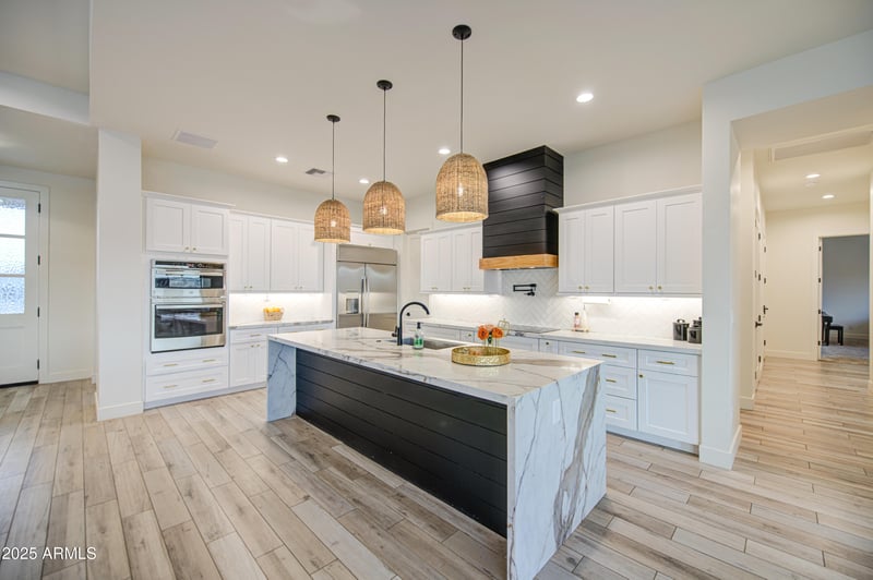 1360 W Catherine Ln, San Tan Valley, AZ 85144
