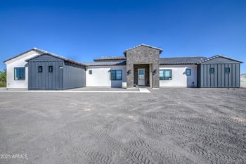 1360 W Catherine Ln, San Tan Valley, AZ 85144