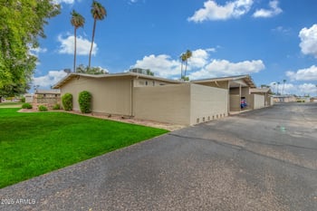 13601 111th Ave, Sun City, AZ 85351