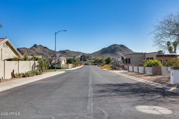 13601 19th St, Phoenix, AZ 85022