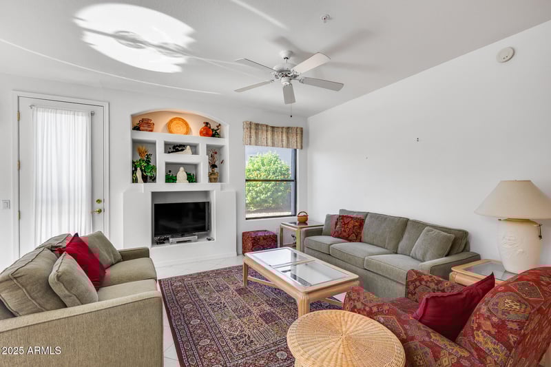 13606 Cambria Dr #103, Fountain Hills, AZ 85268