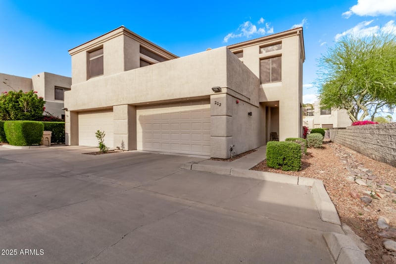 13606 Cambria Dr #202, Fountain Hills, AZ 85268