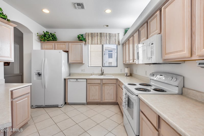 13606 N Cambria Dr #103, Fountain Hills, AZ 85268
